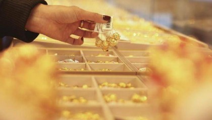 金价升回约半个月高位，市场进一步看涨5000美元，是何底层逻辑？