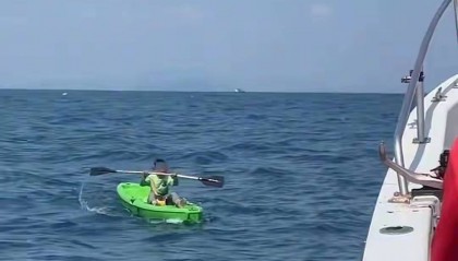 海南十岁男孩独自海钓漂流超16小时获救，男孩父亲回应网上谣言