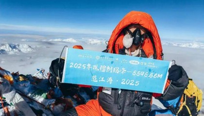 珠峰“救人者”范江涛：救下一条命，煎熬七百天