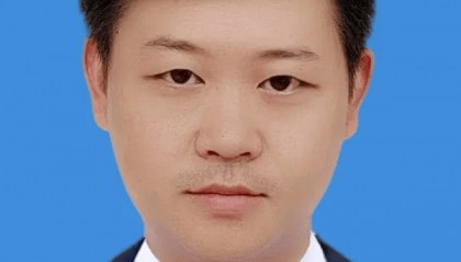 生于1989年，李伟涉嫌严重违纪违法