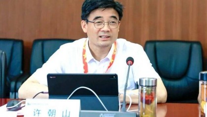 江苏一学院党委书记、校长同时调整