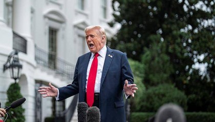 消息人士：特朗普叫停与委内瑞拉外交接触 或为军事升级铺路