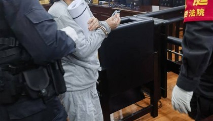 律师高丙芳代理农民工讨薪案涉“虚假诉讼”一审获刑四年，将上诉