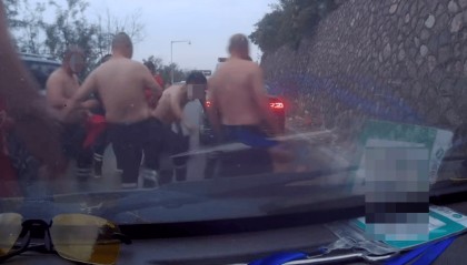 男子称受雇搜救后遭其他救援队多人殴打 涉事救援队：已处分打人者，相关部门介入调查