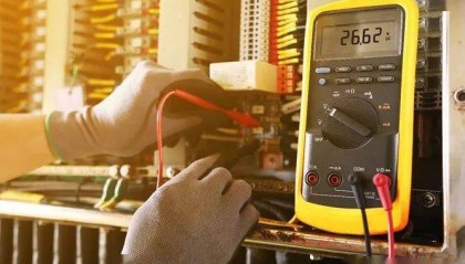 提升接线柜工作效率的利器——出厂校准的可配置IO模块