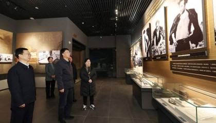 履新后首日，刘宁到兰考县调研