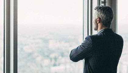 用领导力化解“本位立场”