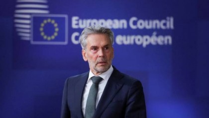 火势烧向航空、机械业…荷兰忙辩护，德国想当和事佬