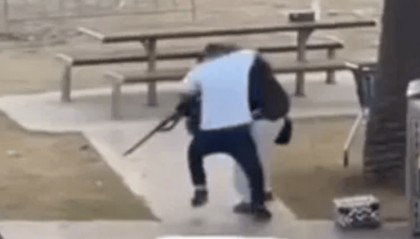 澳枪击案空手夺枪男子系水果店老板，美亿万富翁捐近10万美元