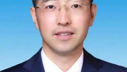孙道寻当选苏州市吴江区区长，曾任“全国经济最强镇”党委书记