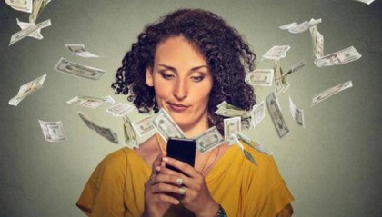 美股惊魂一夜！纳指罕见跳水1100点，英伟达市值蒸发1万亿元｜快讯