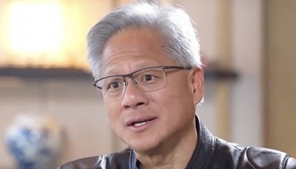 黄仁勋再出售22.5万股英伟达股票， 套现超4000万美元