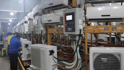 人民币对美元汇率突破7.12关口 宁波外贸企业怎么看？