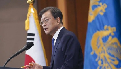 72岁文在寅转型带货博主，每周出镜推荐好书，成韩国首位当博主的前总统