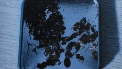 打两碗蘸料，吃一碗毁一碗！女子投虫敲诈火锅店更多细节曝光