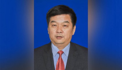 担任咸宁市委副秘书长8个月后，郑奇明转任市科技局党组书记