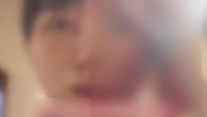 缝了20多针！女子称被不知名男同事砸头毁容，警方介入