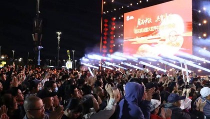 哈尔滨冰雪大世界“双节”特别活动圆满收官｜27.35万人次共赴8天冰雪狂欢