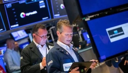 美股新年首个交易日全线下跌