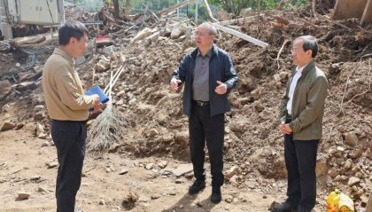 北京市委书记尹力、市长殷勇到怀柔区检查灾后恢复重建工作，看望慰问尹春燕亲属、受灾群众和抢险救灾一线工作人员