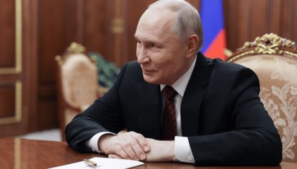 普京与马杜罗通电话，俄方重申对委内瑞拉政府支持