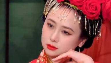 翁虹25年后再扮猫妖 重现《春光灿烂猪八戒》经典角色