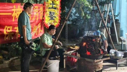 （乡村行·看振兴）“中国北方月饼之乡”：月饼飘香生产忙 电商搭台拓销路