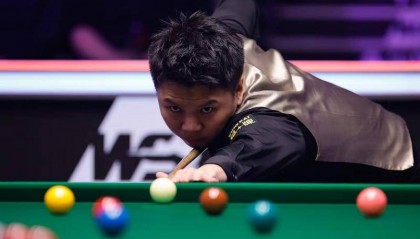 斯诺克英锦赛｜周跃龙首胜奥沙利文 中国军团16强占据7席