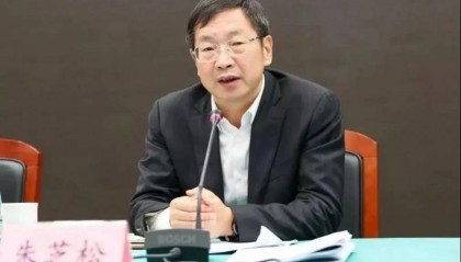 浦东新区区委书记被查，两天前还在调研，老上司8月被判无期