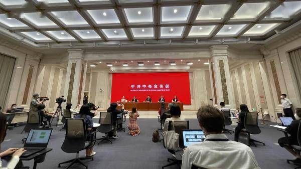 外汇市场可交易货币超过40种 外汇储备连续17年稳居世界第一