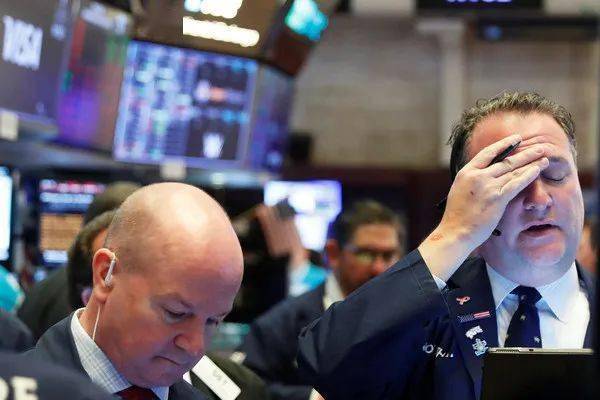 快讯！美股开盘“道琼斯大跌600点”，跌幅高达1.9%