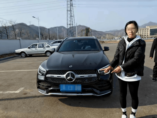案情曝光！抵押假黄金，女子诈骗亲友651万