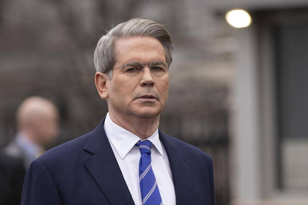 美财长:特朗普“极有可能”在年底前提名新美联储主席