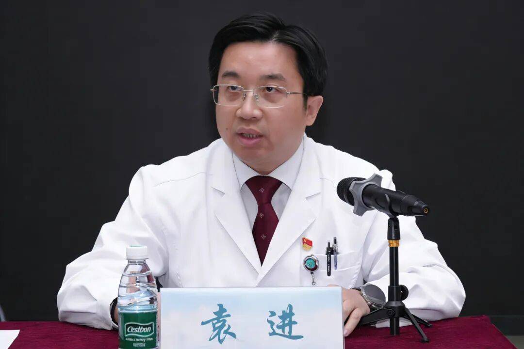 北京市委市政府决定:袁进、张罗职务调整